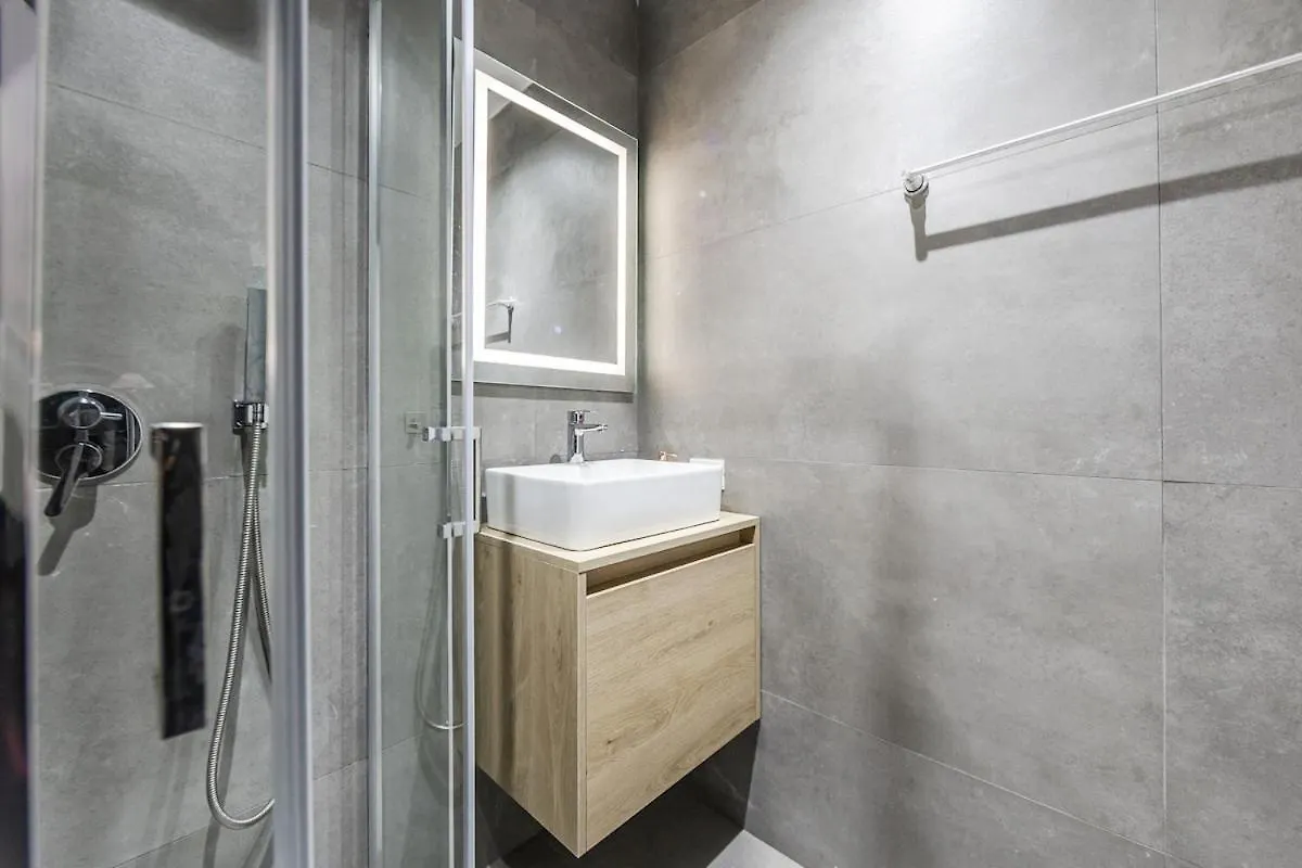 Gemelli Seafront Duplex By Ps Apartment Durres 0*,