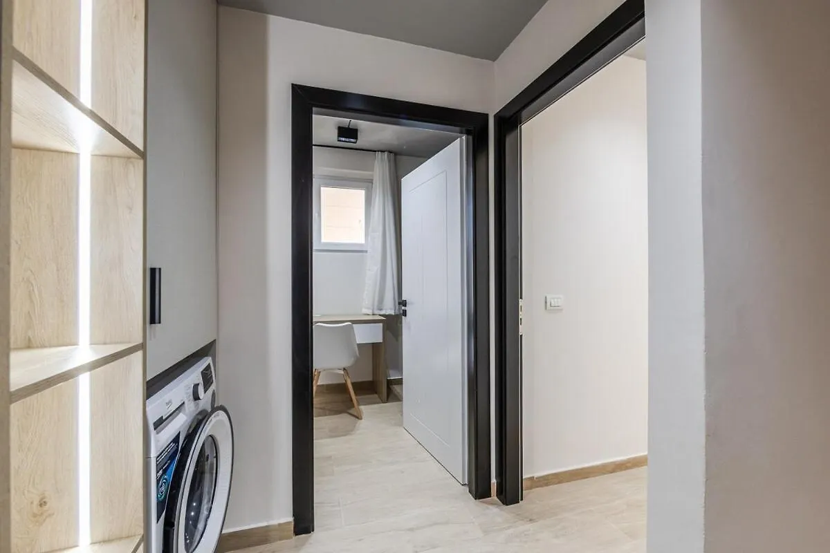 Gemelli Seafront Duplex By Ps Apartment Durres