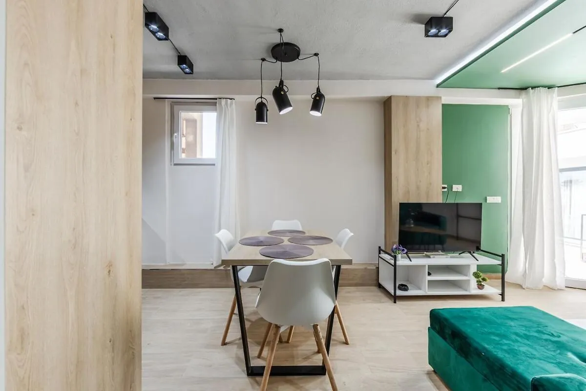 Gemelli Seafront Duplex By Ps Apartment Durres